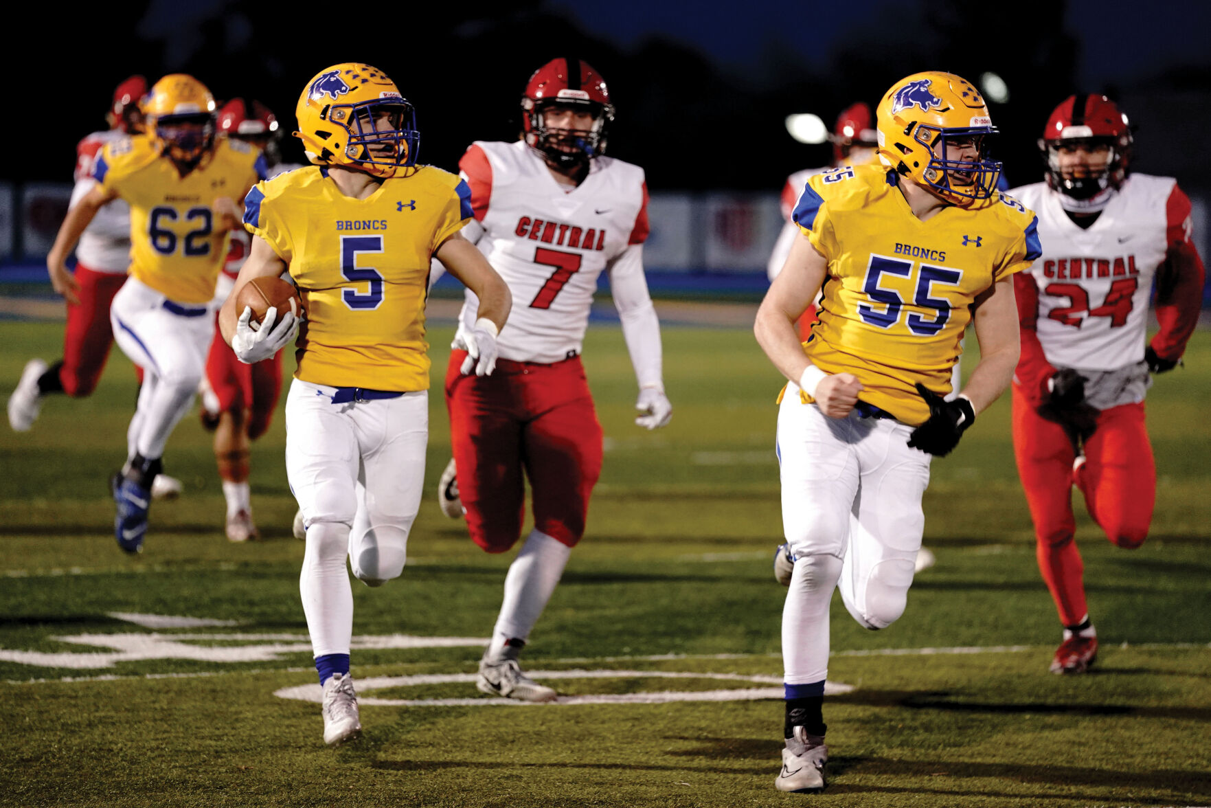 SHS FB v Cheyenne Central 005.jpg